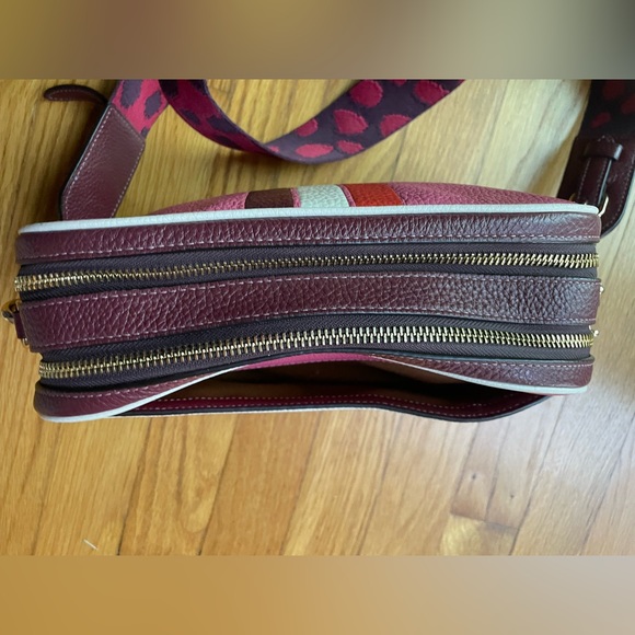 Coach Authentic Pink & White Leather Crossbody Bag w. Pink Leopard Strap - Picture 3 of 10